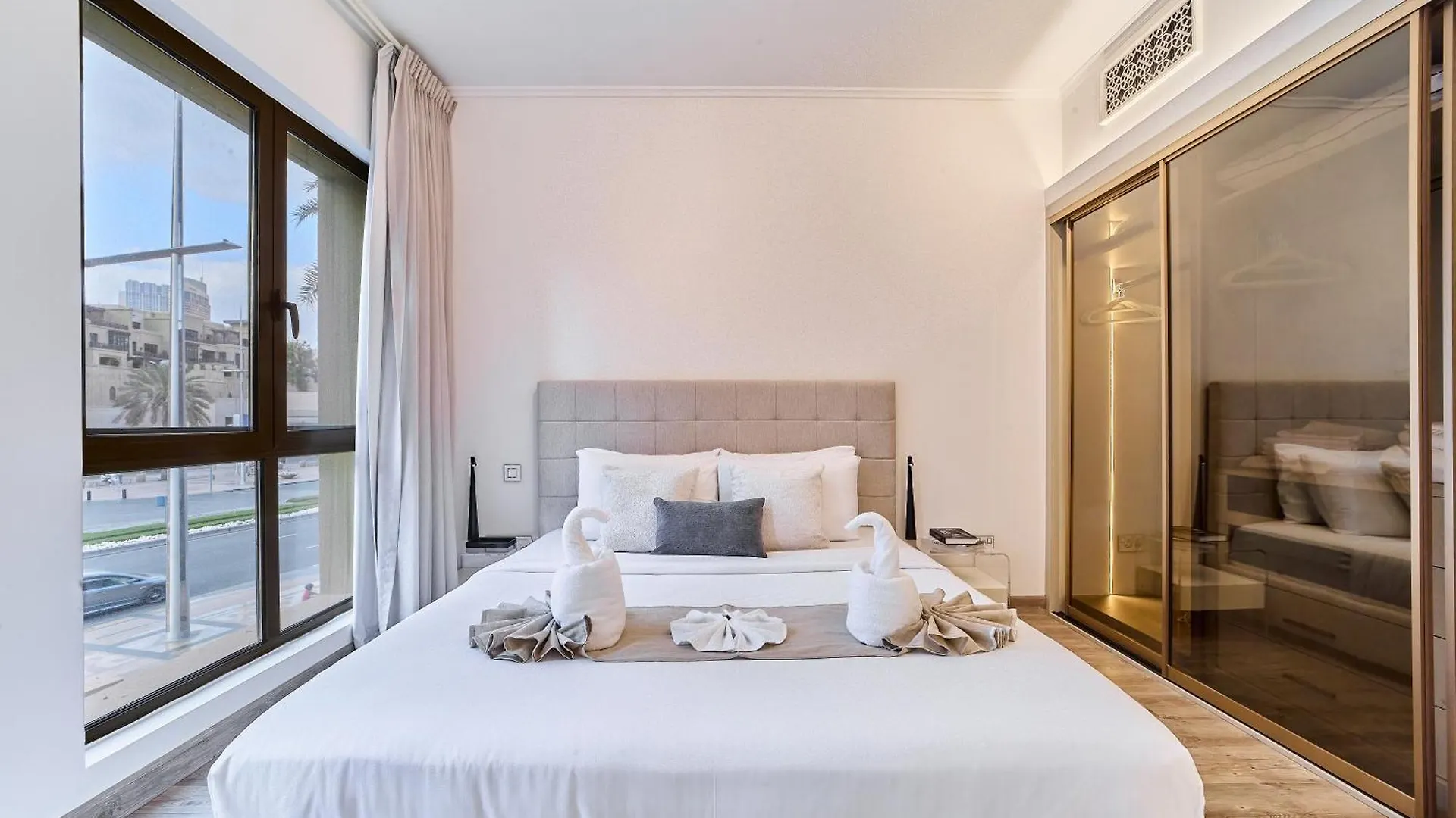 Luxury 1Br In Zaafran With Stunning Burj Khalifa View Apartment Dubai United Arab Emirates
